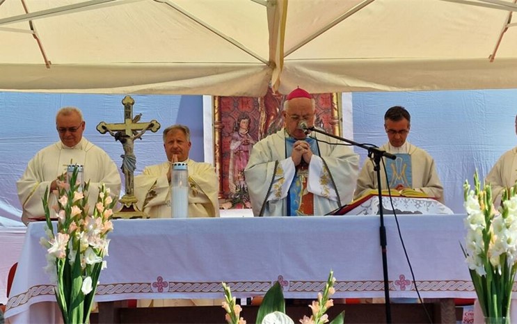 ​Biskup Razum predvodio misno slavlje svetkovine Velike Gospe u  Vukovini